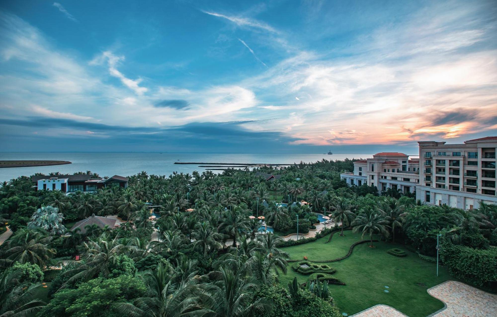 Grand Hotel Haikou - Managed By Accor Kültér fotó